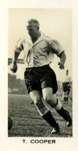 1935 English & Scottish Football Stars. Click to see all the cards in this set.