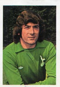 1977 Euro Soccer Stars 77. Click to see all the cards in this set.