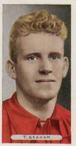 1934 Famous Footballers. Click to see all the cards in this set.