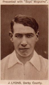 1922 Footballers. Click to see all the cards in this set.