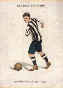 1914 League Colours (small silks) Series 1. Click to see all the cards in this set.