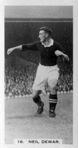 1934 Footballers in Action. Click to see all the cards in this set.